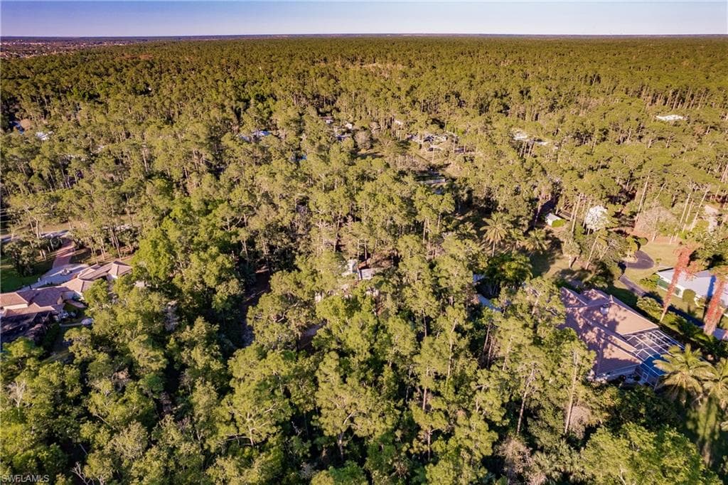 5400 Hawthorn Woods Way, Naples, FL 34116-13
