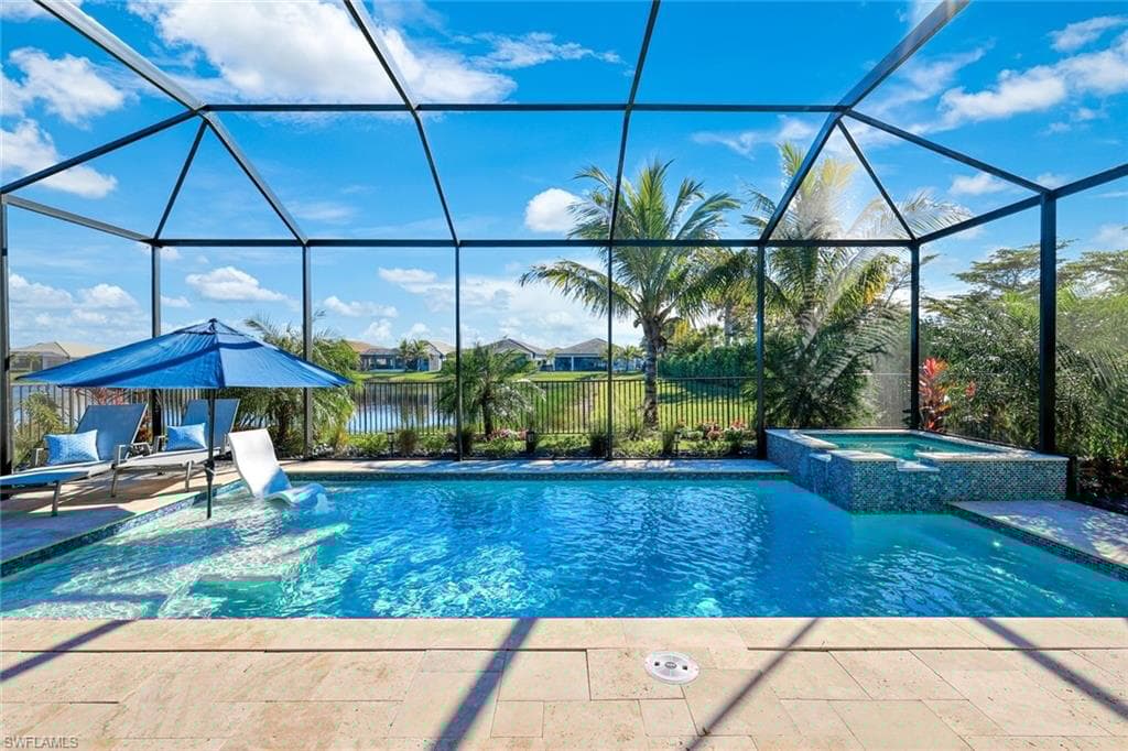11555 Jacaranda Dr, Naples, FL 34120-25