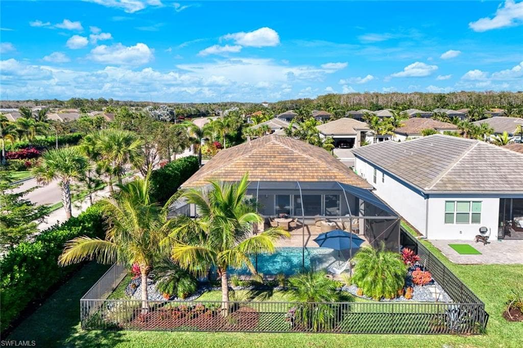 11555 Jacaranda Dr, Naples, FL 34120-29