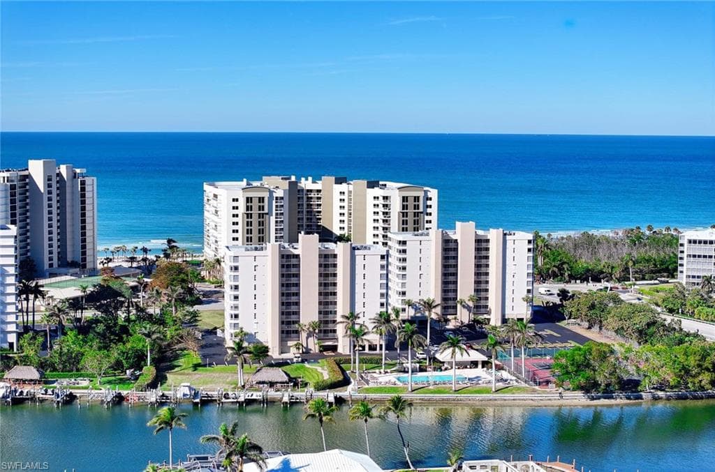 11116 Gulf Shore Dr B502, Naples, FL 34108-19