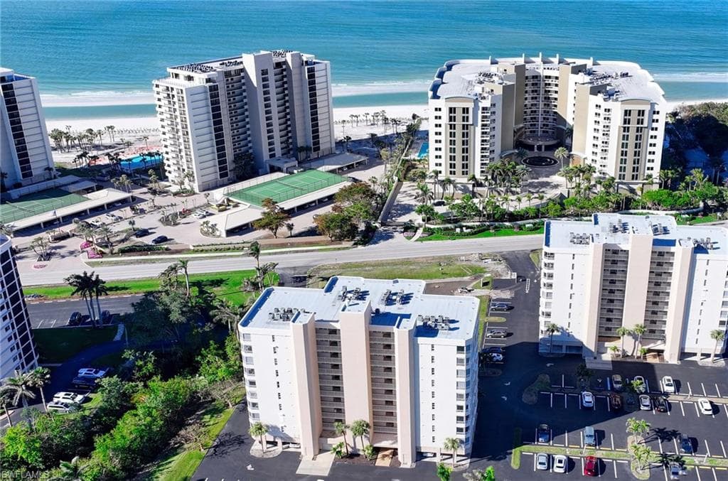 11116 Gulf Shore Dr B502, Naples, FL 34108-21