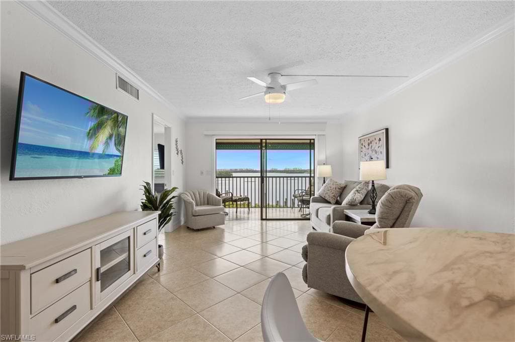 4835 Bonita Beach Rd 104, Bonita Springs, FL 34134-3