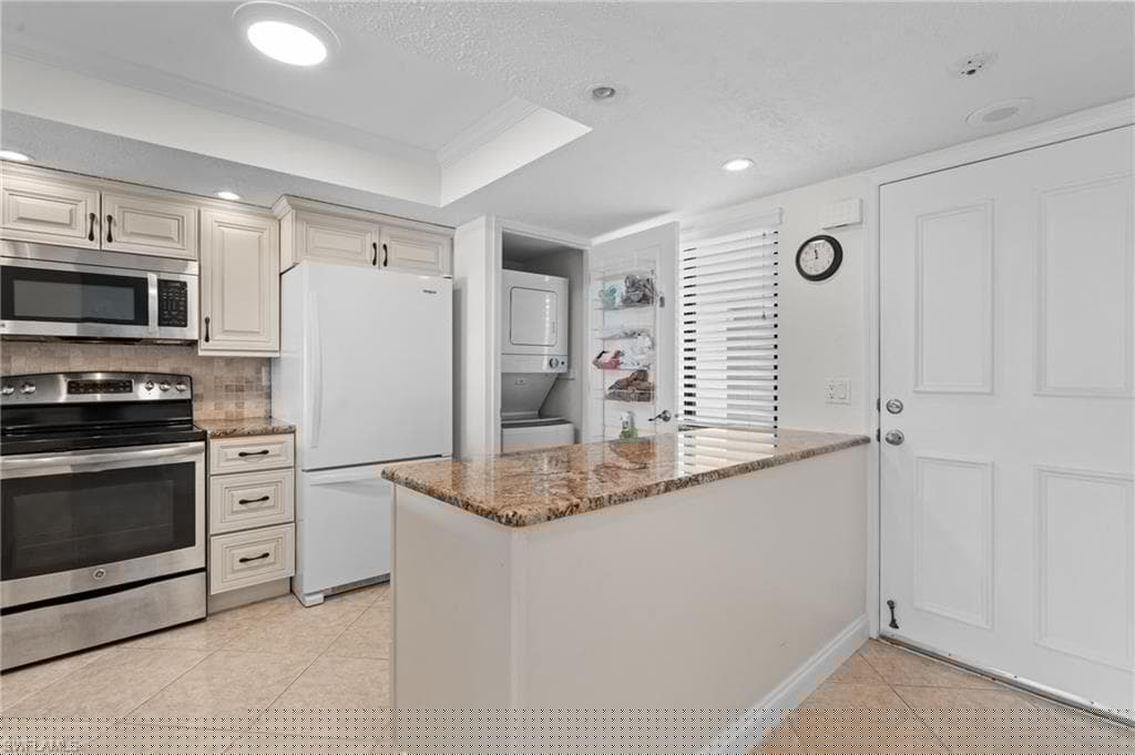 4835 Bonita Beach Rd 104, Bonita Springs, FL 34134-8