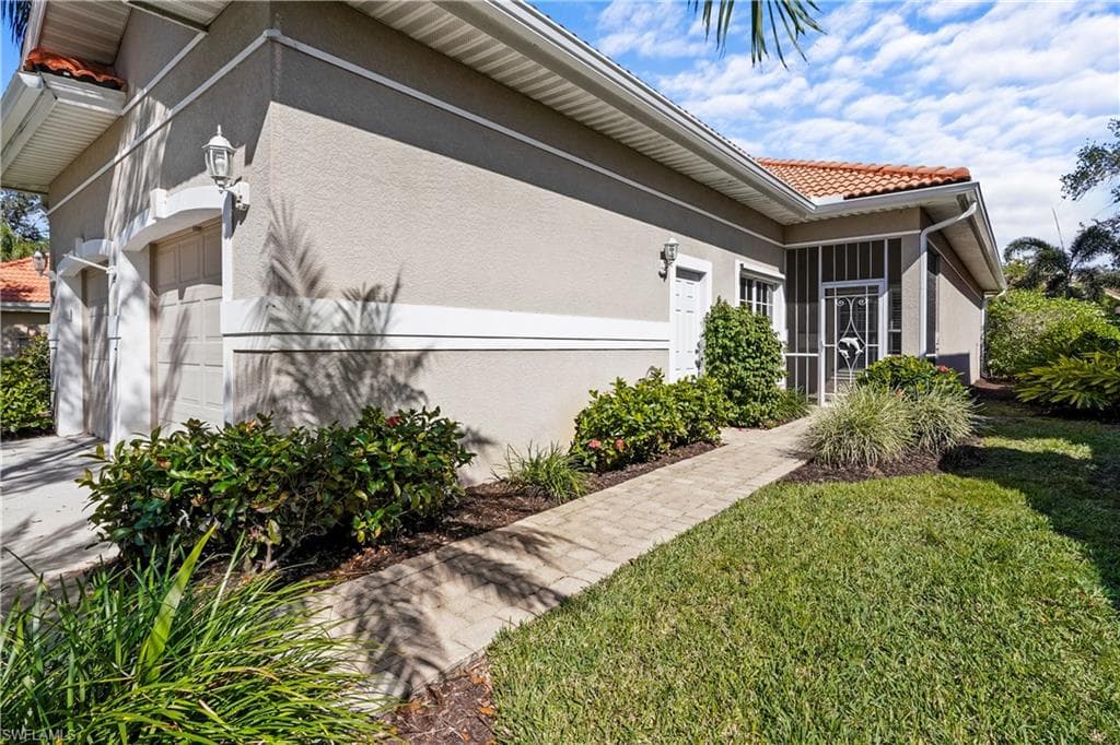 127 Napa Ridge Way, Naples, FL 34119-9