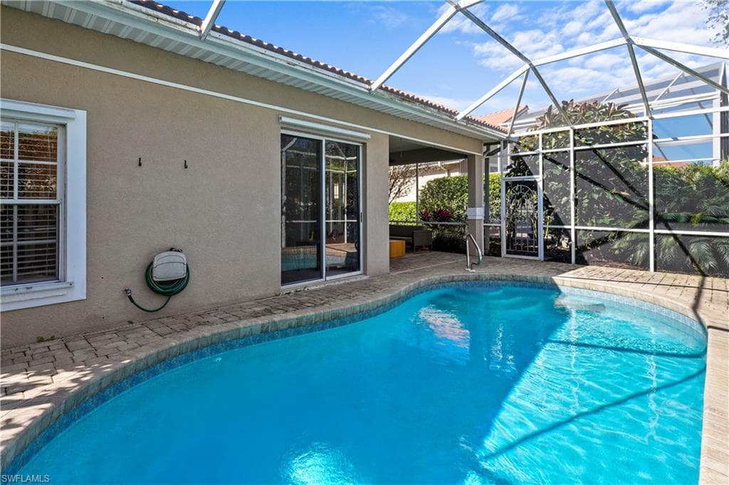 127 Napa Ridge Way, Naples, FL 34119-1