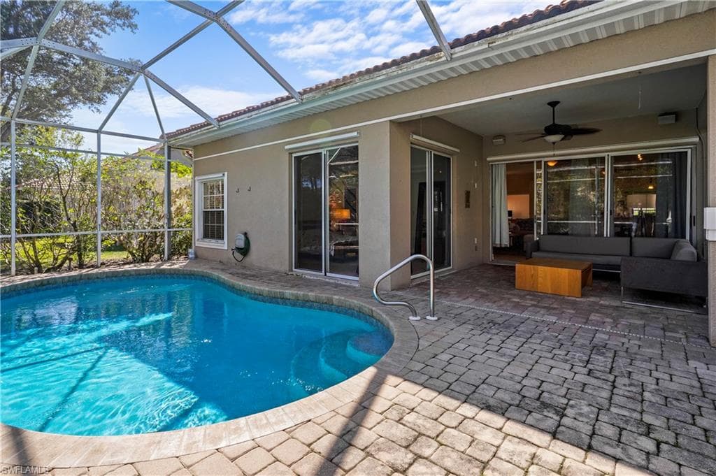 127 Napa Ridge Way, Naples, FL 34119-2