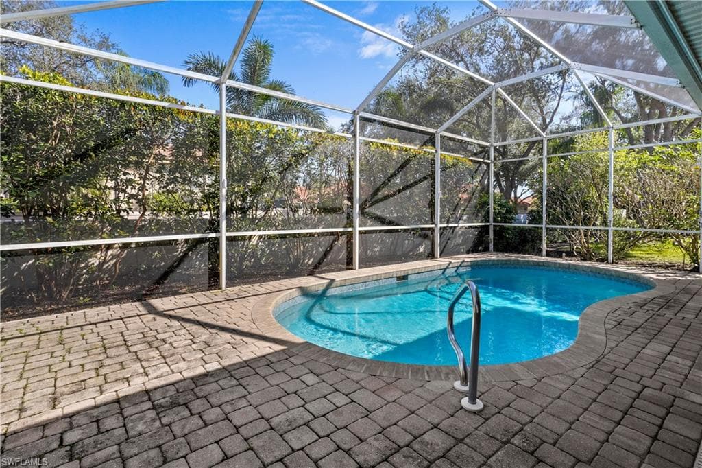 127 Napa Ridge Way, Naples, FL 34119-5