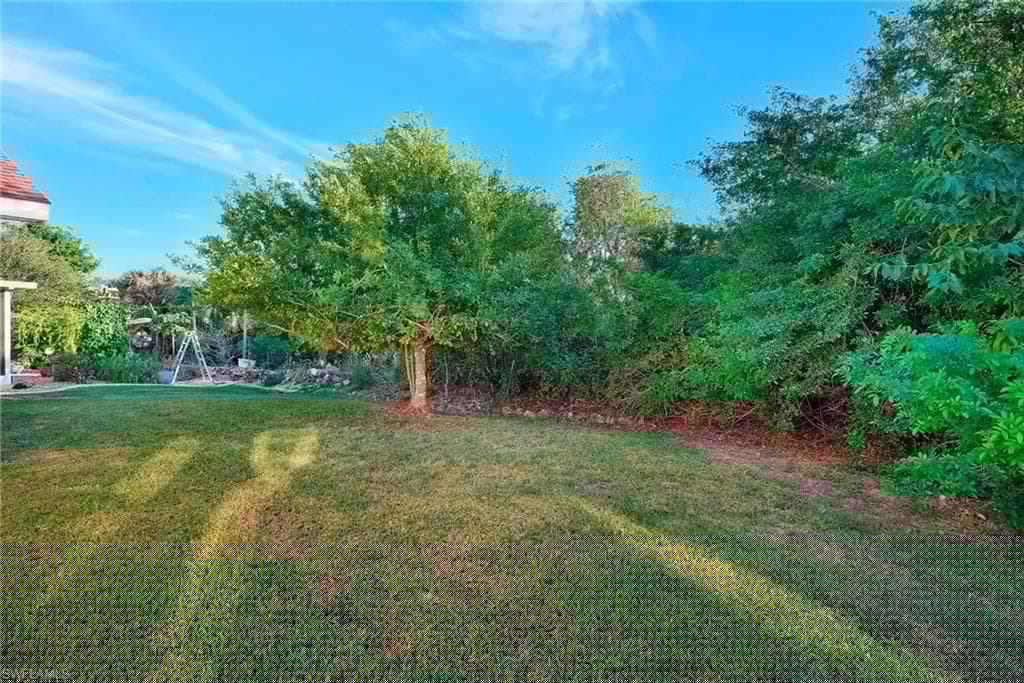 9820 Gladiolus Bulb Loop, Fort Myers, FL 33908-36