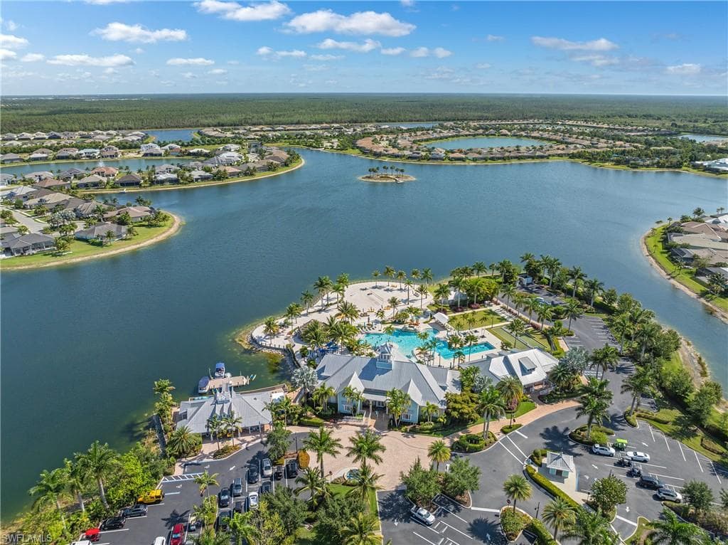 14521 Stern Way, Naples, FL 34114-35