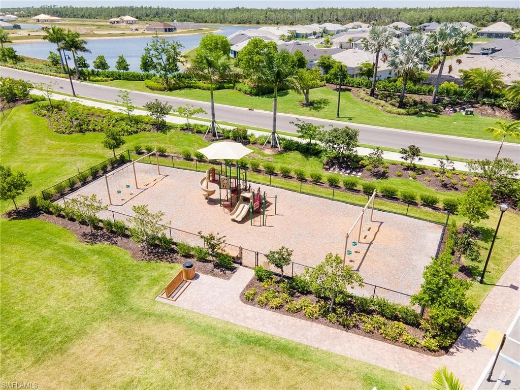 14521 Stern Way, Naples, FL 34114-45