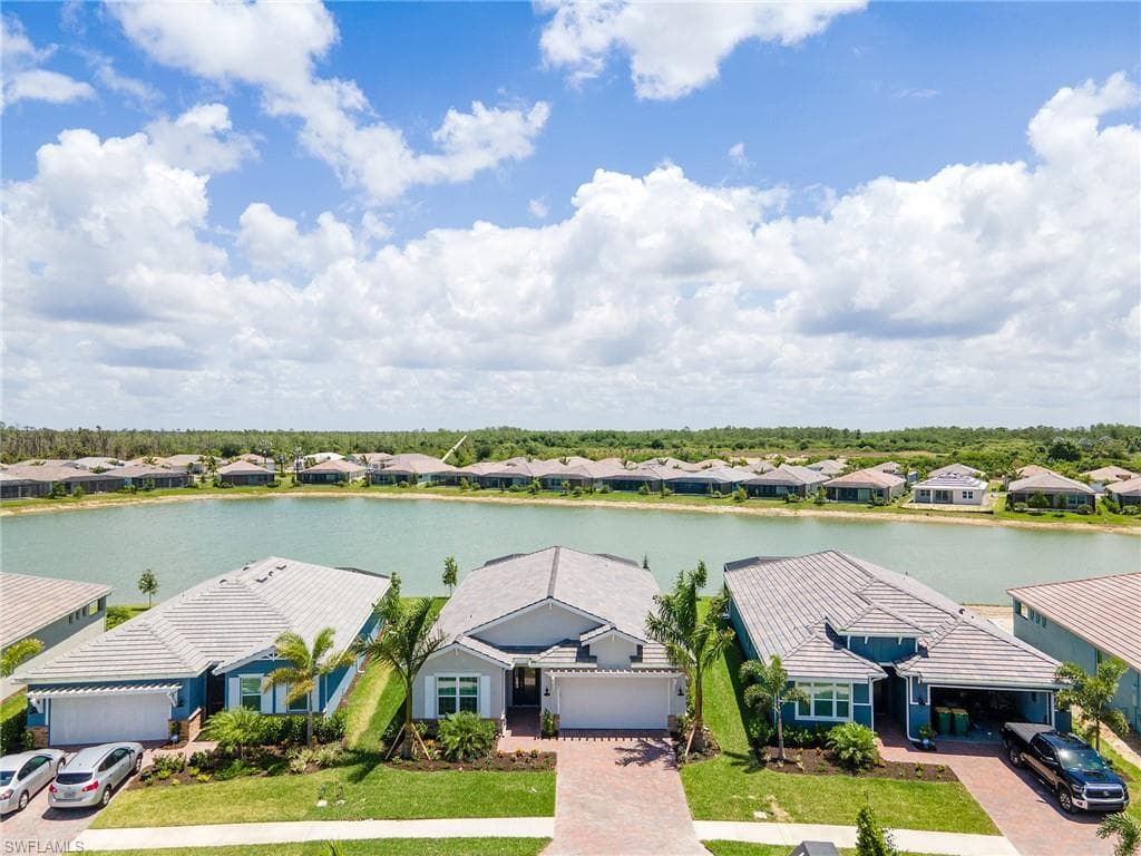 14521 Stern Way, Naples, FL 34114-50
