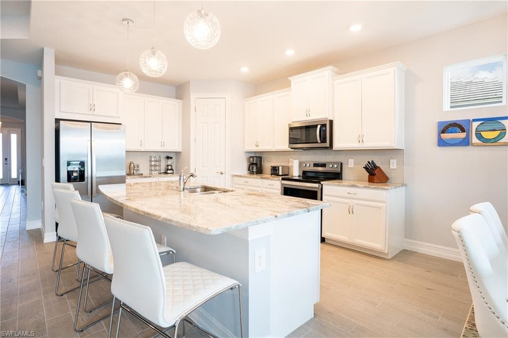 14521 Stern Way, Naples, FL 34114-8