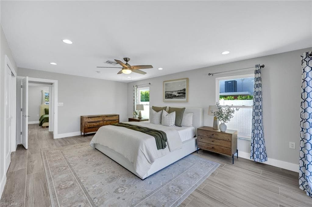 373 Egret Ave, Naples, FL 34108-12