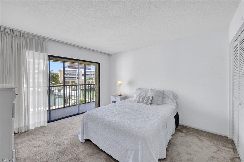 881 Panama Ct 202, Marco Island, FL 34145-16