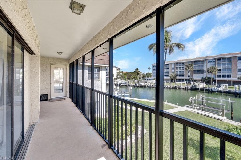 881 Panama Ct 202, Marco Island, FL 34145-19