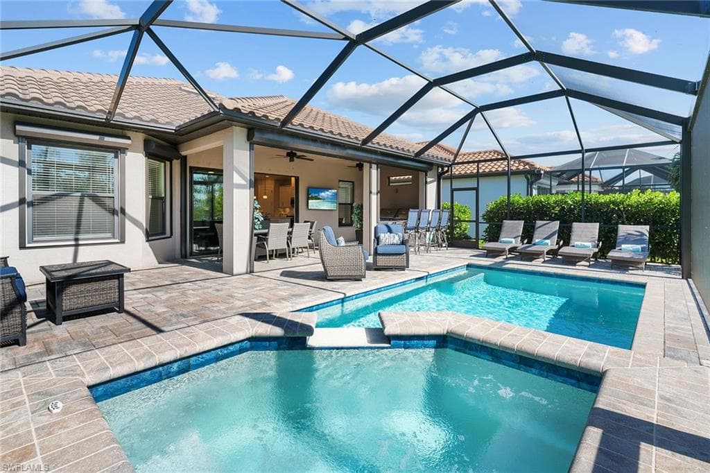 19729 Estero Pointe Ln, Fort Myers, FL 33908-39
