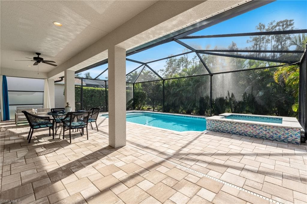 7759 Martino Cir, Naples, FL 34112-38