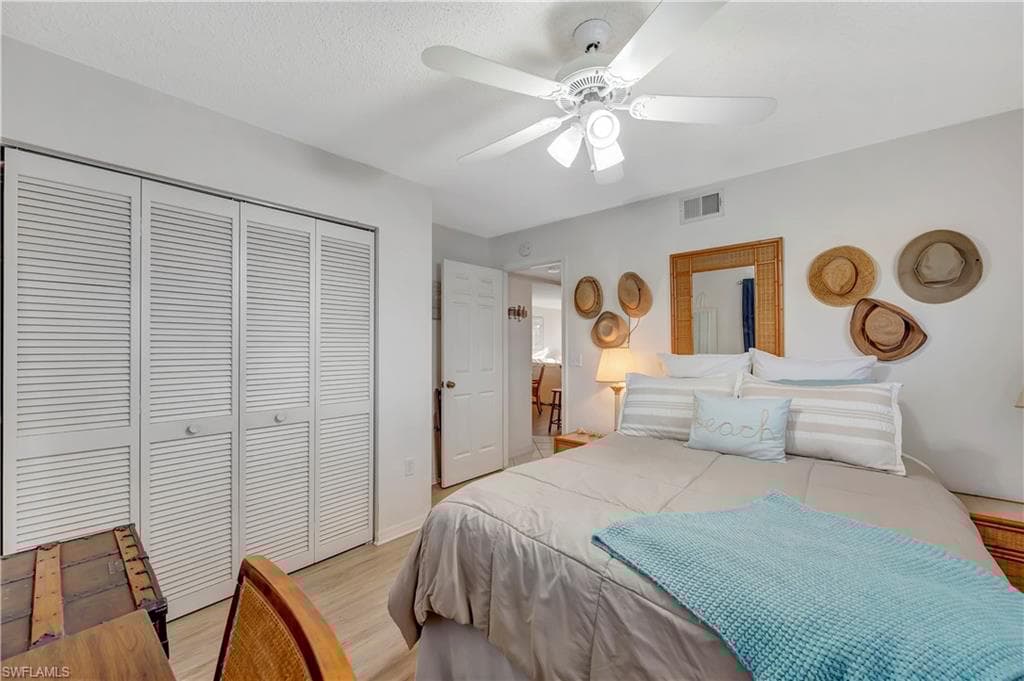 3072 Sandpiper Bay Cir M206, Naples, FL 34112-21