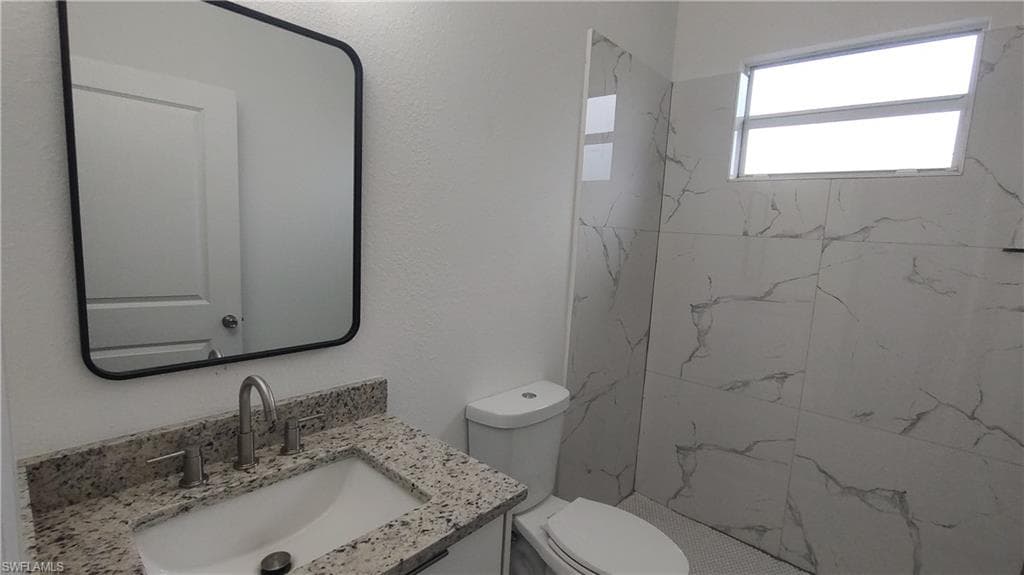 3004 47th St W, Lehigh Acres, FL 33971-18