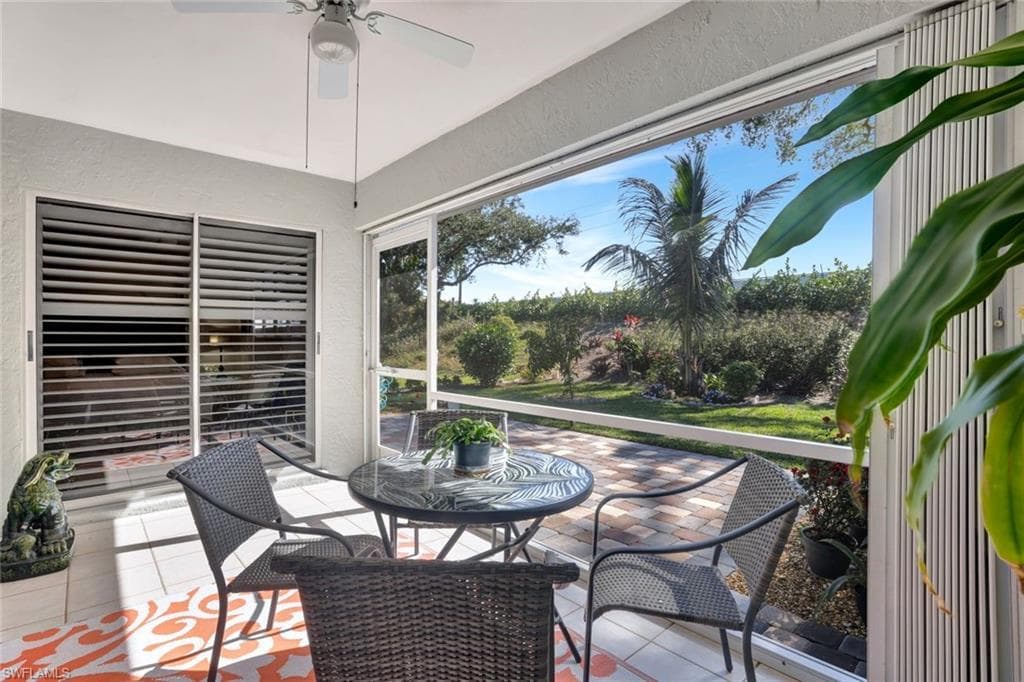 526 Saint Andrews Blvd 18, Naples, FL 34113-9