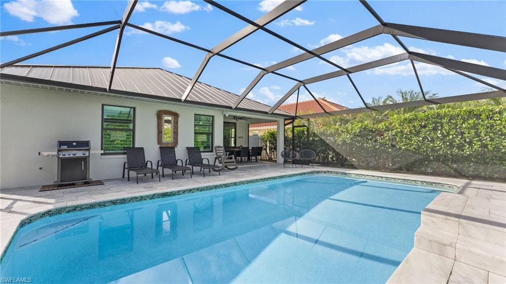 561 94th Ave N, Naples, FL 34108-36