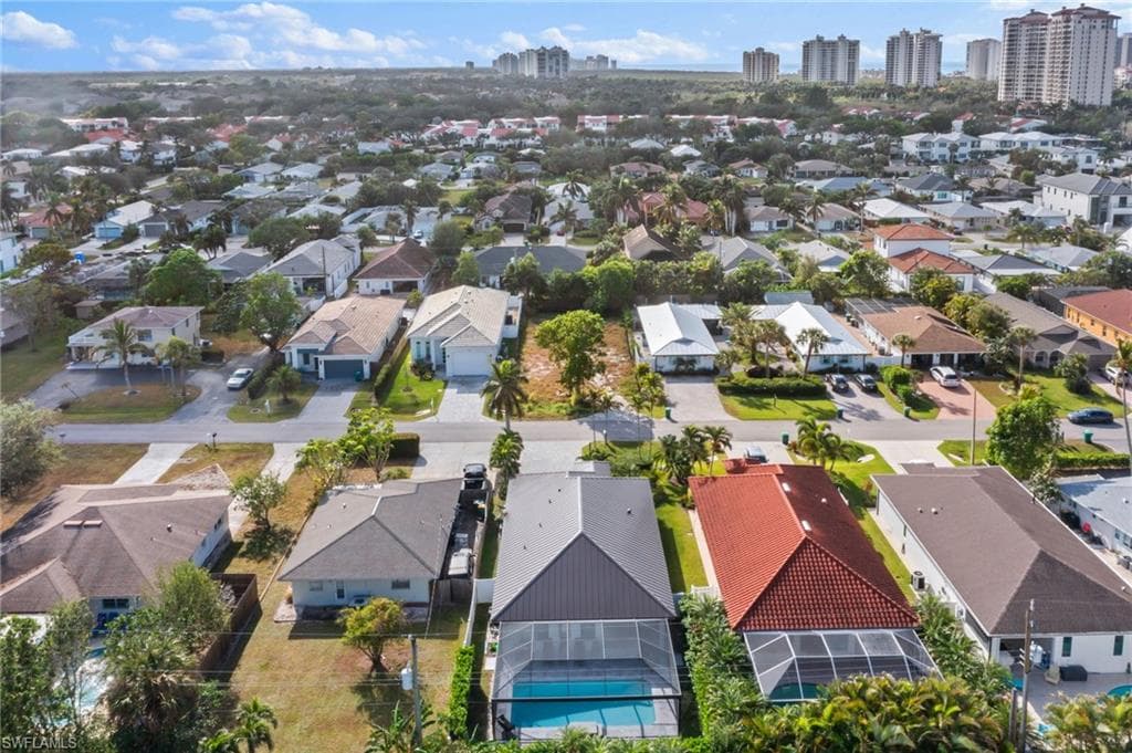561 94th Ave N, Naples, FL 34108-44