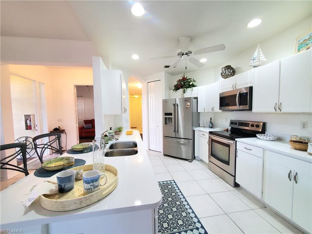 885 Eastham Way N-102, Naples, FL 34104-21