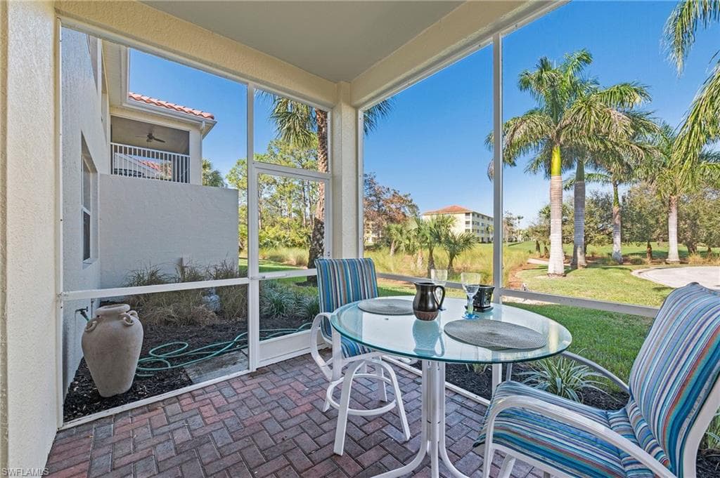 885 Eastham Way N-102, Naples, FL 34104-22