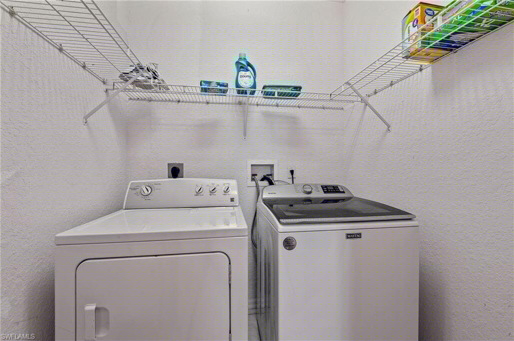 885 Eastham Way N-102, Naples, FL 34104-30