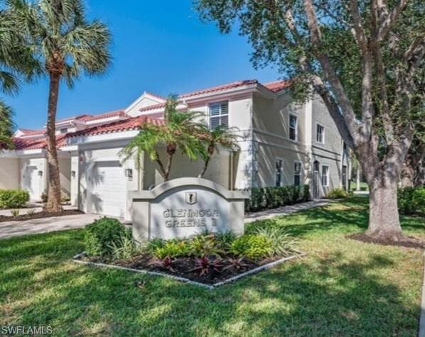 885 Eastham Way N-102, Naples, FL 34104-32