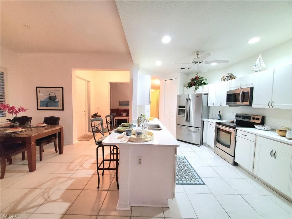 885 Eastham Way N-102, Naples, FL 34104-40