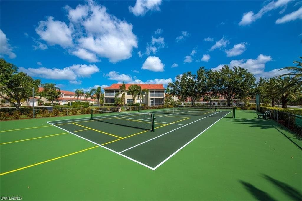 885 Eastham Way N-102, Naples, FL 34104-42