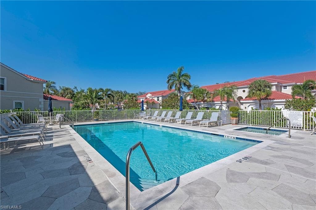 885 Eastham Way N-102, Naples, FL 34104-43