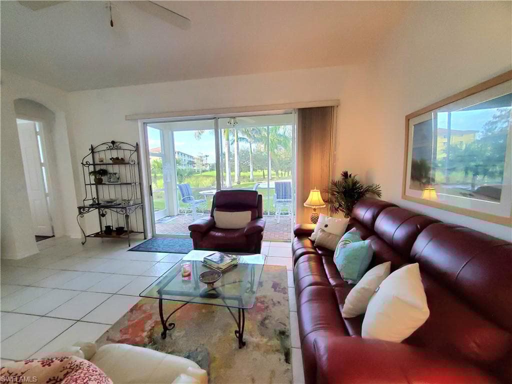 885 Eastham Way N-102, Naples, FL 34104-5