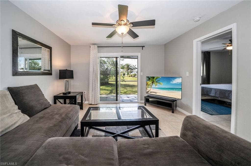 138 Cypress Way E 404, Naples, FL 34110-13