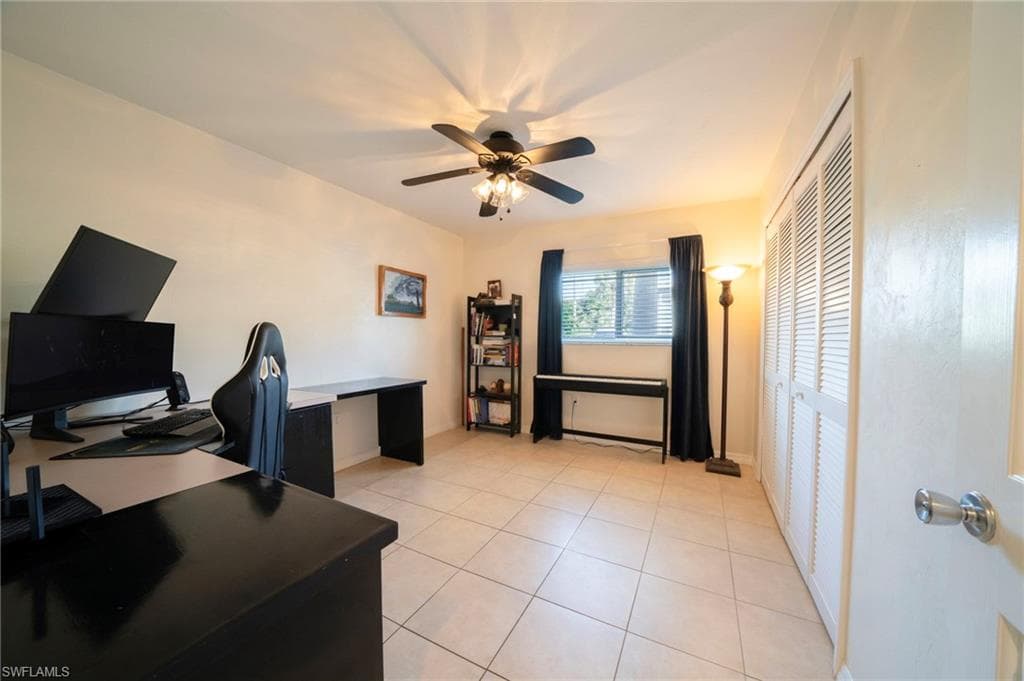 138 Cypress Way E 404, Naples, FL 34110-18