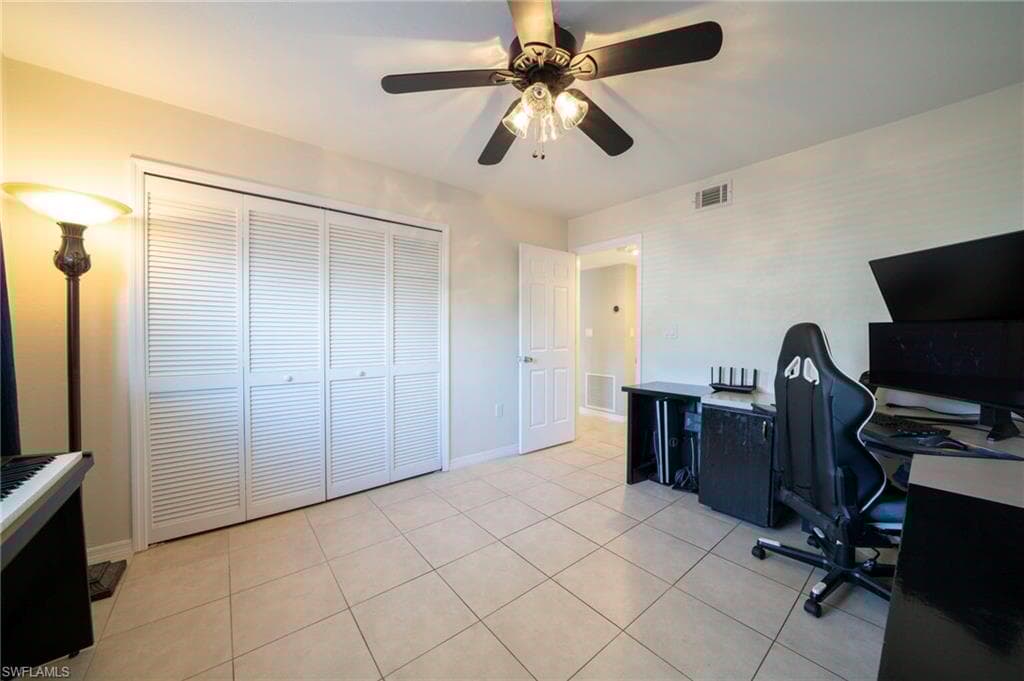 138 Cypress Way E 404, Naples, FL 34110-19