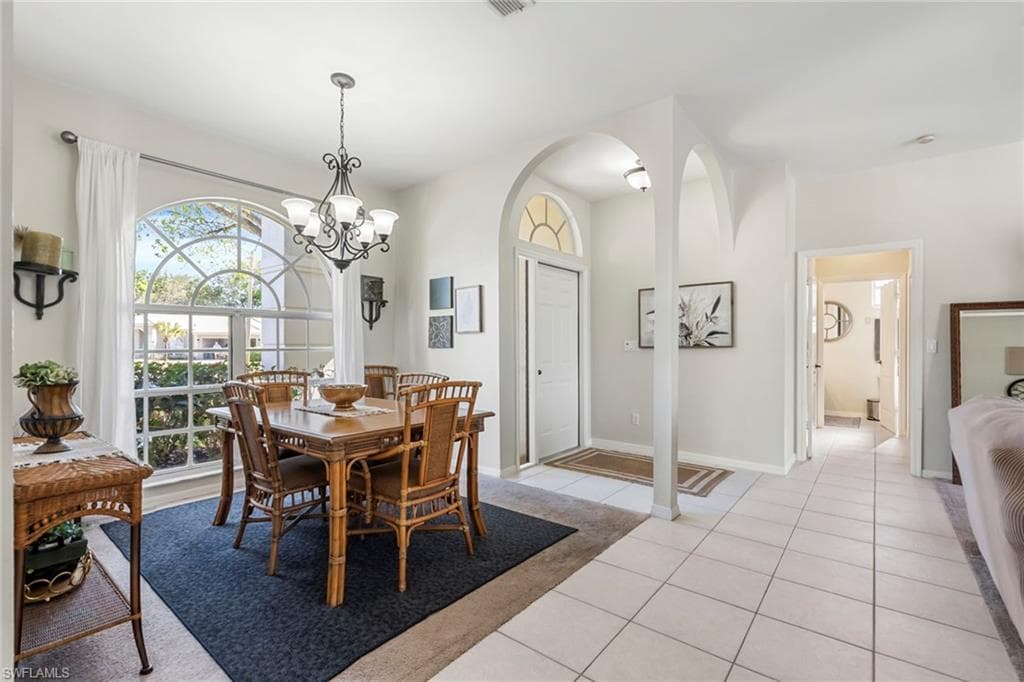 719 Teton Ct, Naples, FL 34104-9