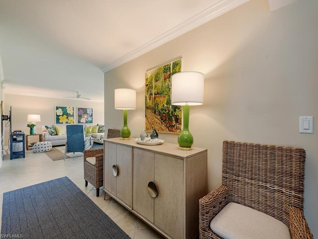 108 Wilderness Dr 132, Naples, FL 34105-9
