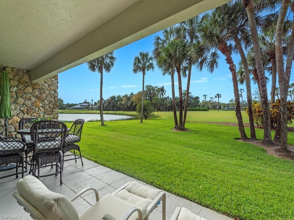 108 Wilderness Dr 132, Naples, FL 34105-2