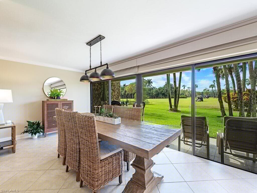 108 Wilderness Dr 132, Naples, FL 34105-7