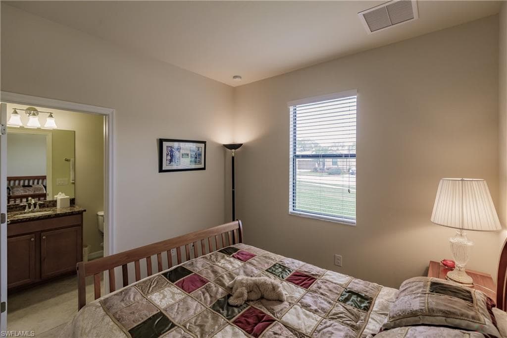 3640 Treasure Cove Cir, Naples, FL 34114-19