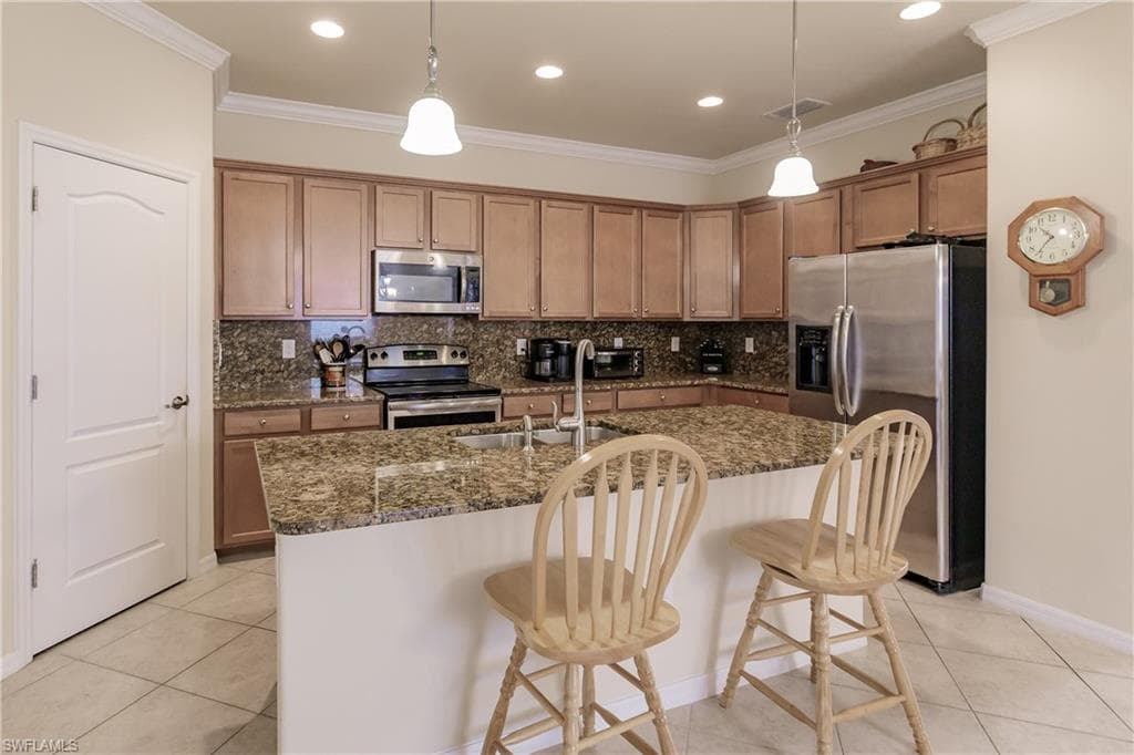3640 Treasure Cove Cir, Naples, FL 34114-8