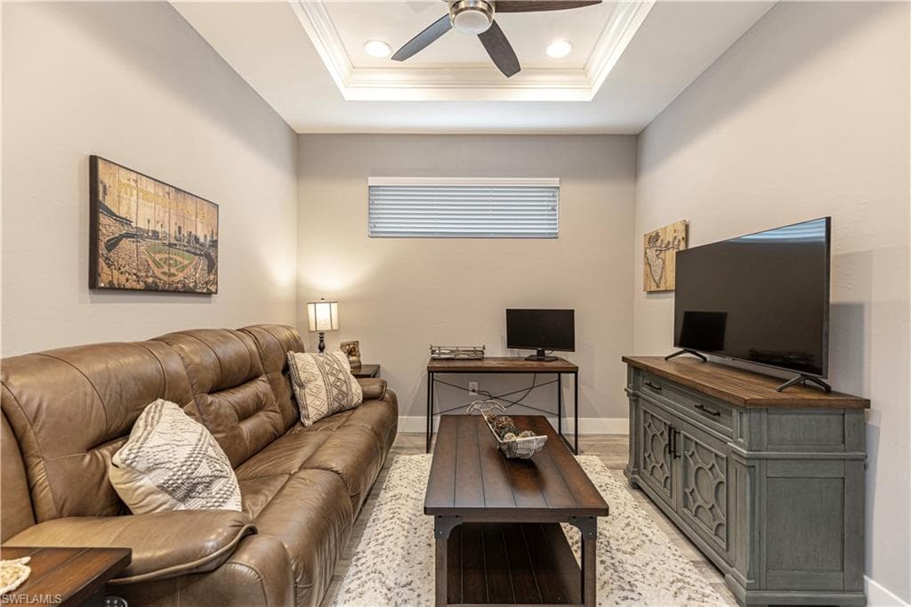 8336 Lucello Ter N, Naples, FL 34114-10