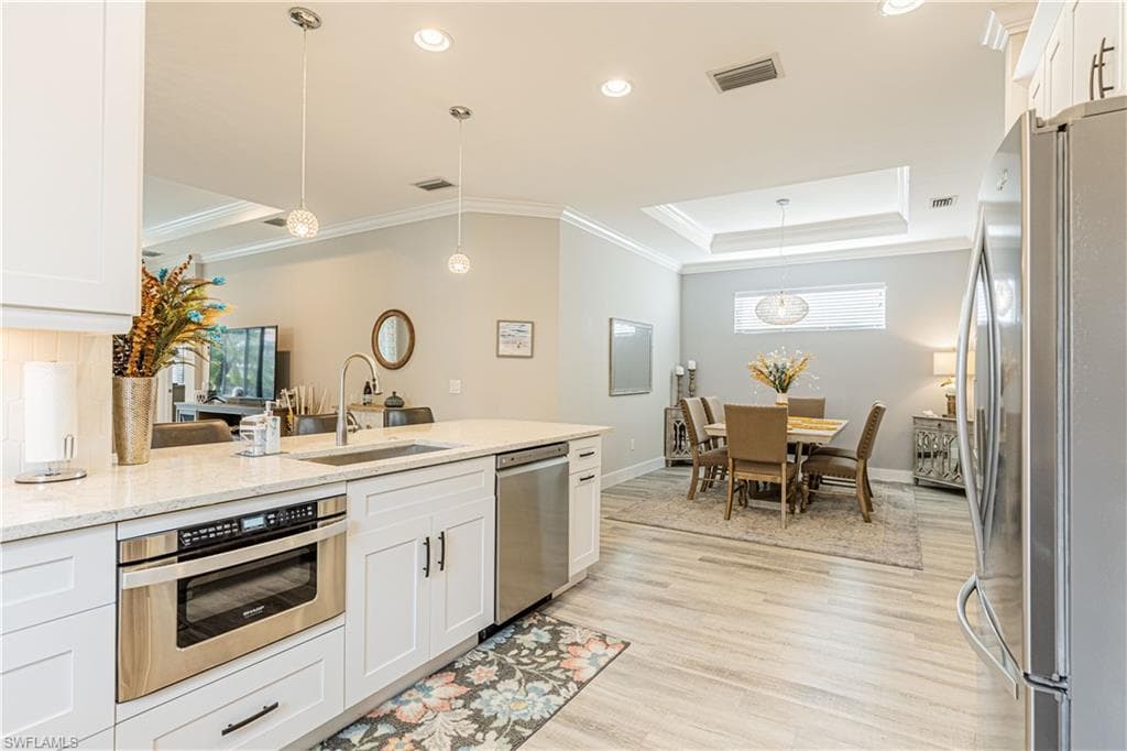 8336 Lucello Ter N, Naples, FL 34114-6