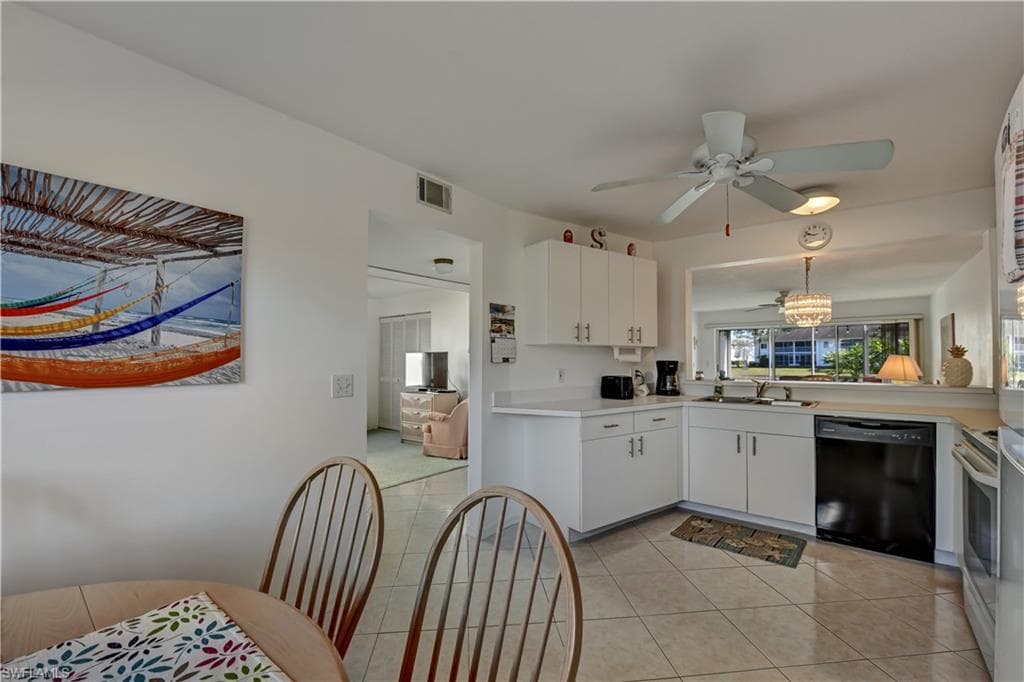 452 Belina Dr 11, Naples, FL 34104-9