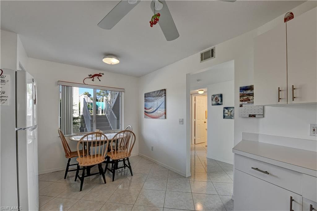 452 Belina Dr 11, Naples, FL 34104-13