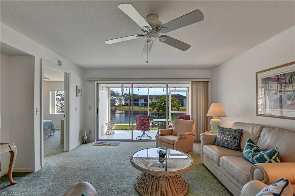 452 Belina Dr 11, Naples, FL 34104-4