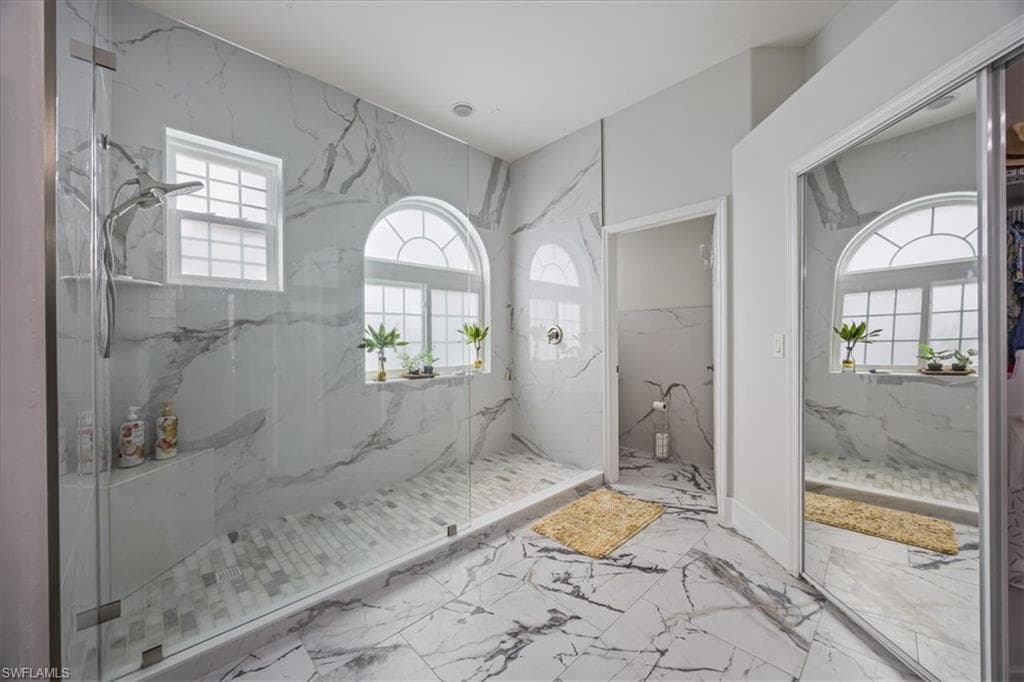 2991 20th Ave NE, Naples, FL 34120-22