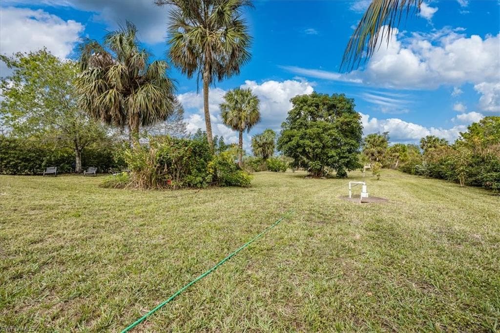 2991 20th Ave NE, Naples, FL 34120-33